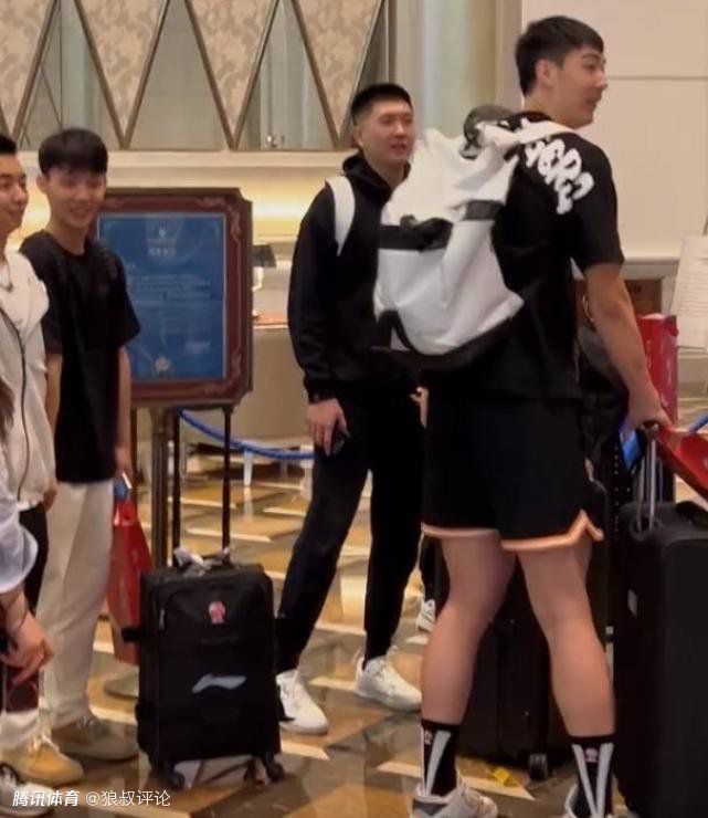 免费av一区二区